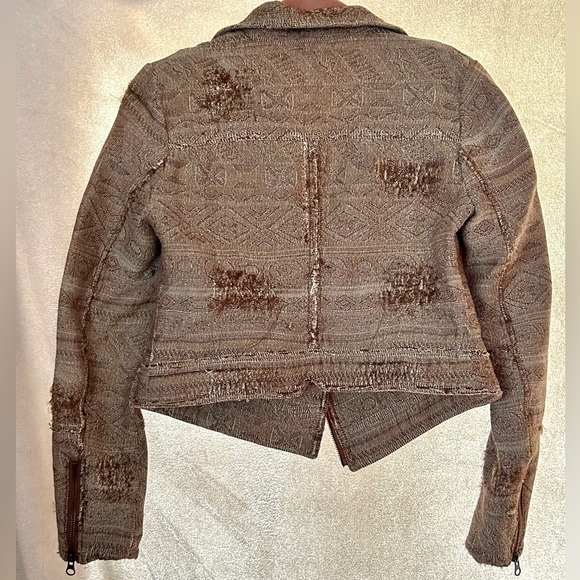 Free People Moto Style Distressed Jacquard Jacket size 0 Brown Woven Tapestry - Picture 7 of 16